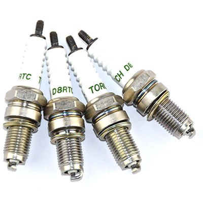 comprare Candela del motociclo di rendimento elevato di D8RTC per HONDA, YAMAHA, KAWASAKI, SUZUKI fabbricazione online
