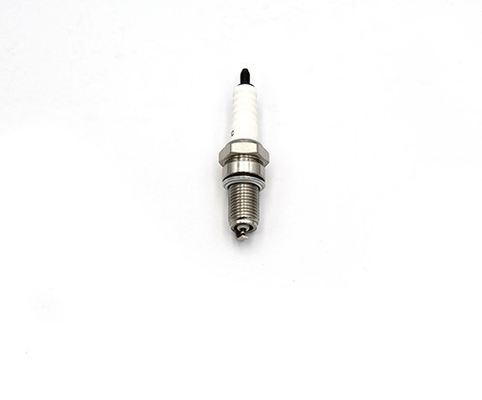 comprare Resistenza della corrosione automatica di rendimento elevato della candela D8RTC del motore fabbricazione online