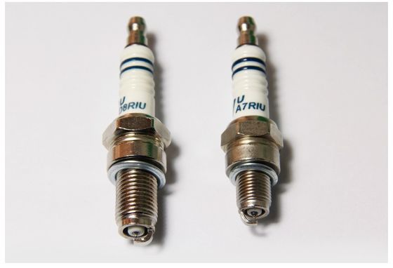 Certifio degli ST 16949 della candela dell'iridio del laser di ILTR6A13G Ngk