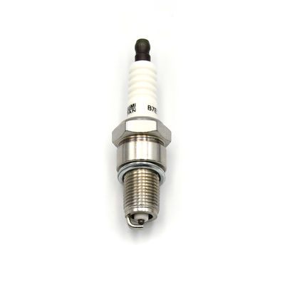 La norma della candela B7ETC Denso W22ESR-U 3098 di alta qualità sostituisce 067700-2351